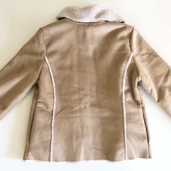 Crazy 8 Faux Suede Jacket Girls Large 10/12 Beige Tan Soft Fur Cream Lining - Picture 3 of 7